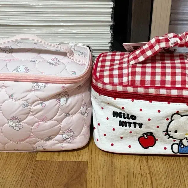 [BUNJANG] Hello Kitty Quilted Pouch Bag / 헬로키티 파우치 가방