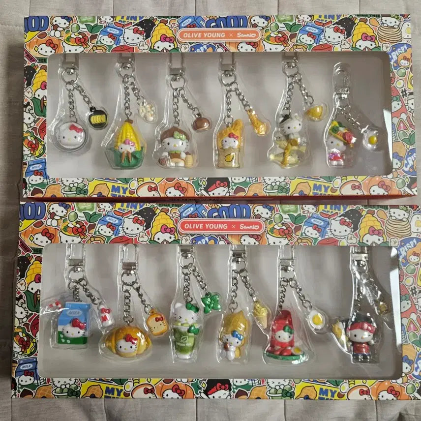[BUNJANG] Hello Kitty Regional Charm Set / 헬로키티 지역키링 세트