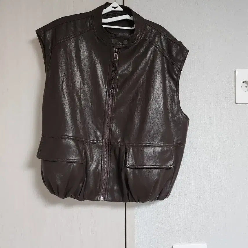 [BUNJANG] Leather Vest and Shorts Set - Brown / 가죽 조끼 브라운+반바지 세트.새상품