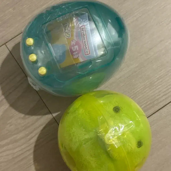 [BUNJANG] Tamagotchi Keri Case Gacha Set (2 Types) / 다마고치 캐리 케이스 가챠 2종 세트 구치파치