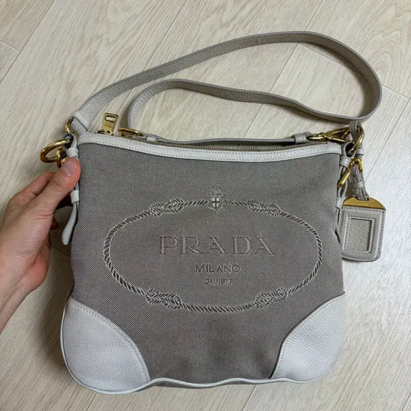 [BUNJANG] Prada Canapa Logo Crossbody Bag / (정품)프라다 캔버스 카나파 로고 크로스백 가방