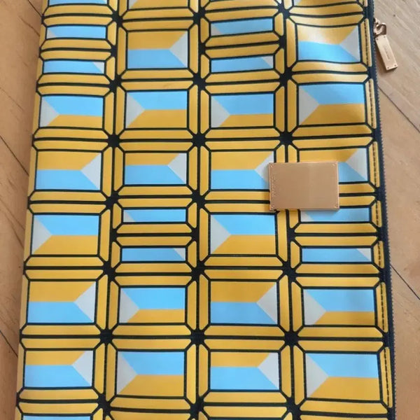 [BUNJANG] Couronne Geometric Pattern Clutch Bag / Pouch / 쿠론(COURONNE) 기하학 패턴 기어 클러치백 / 파우치 (상태 양호)