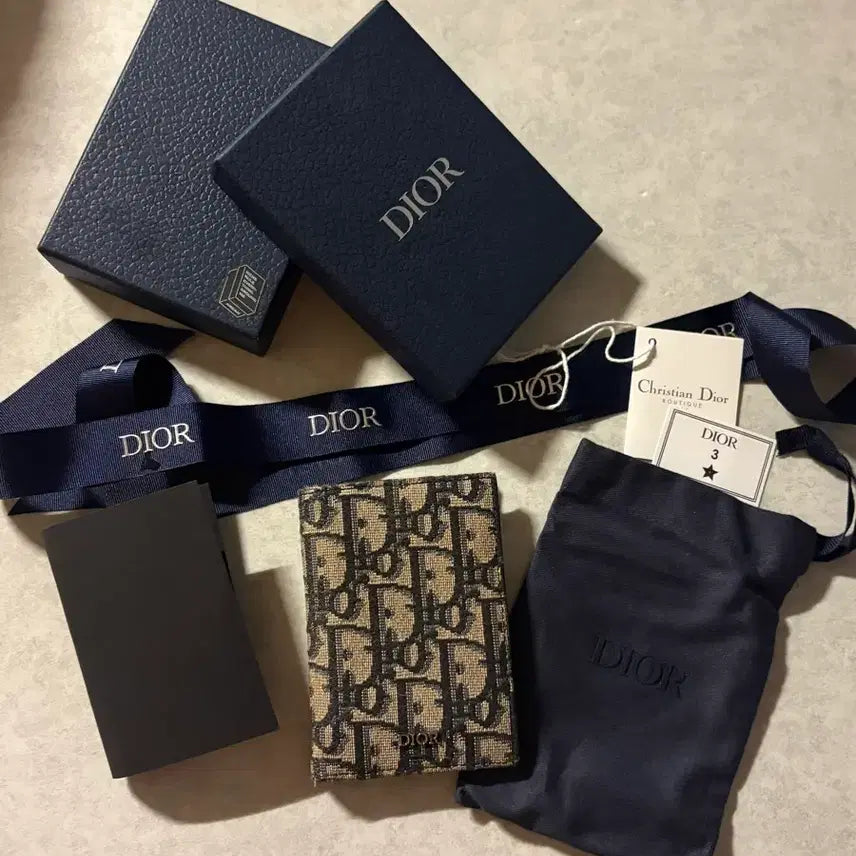 [BUNJANG] Dior Oblique Wallet Full Box / 개싸게 던짐!!채팅 주세요 찜은 늦을뿐!풀박스 디올 오블리크 지갑 상태좋음!크림판!정품100%