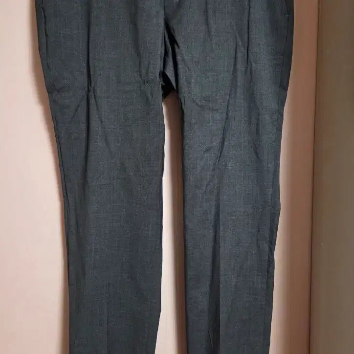 [BUNJANG] Hugo Boss Dark Grey Slacks / 휴고보스 슬랙스 짙은 회색
