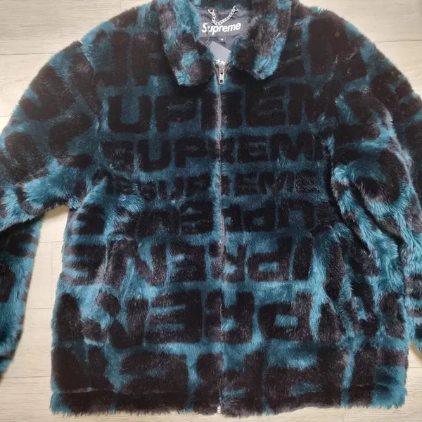 [BUNJANG] Supreme Faux Fur Jacket (M) / 슈프림 퍼 자켓 M