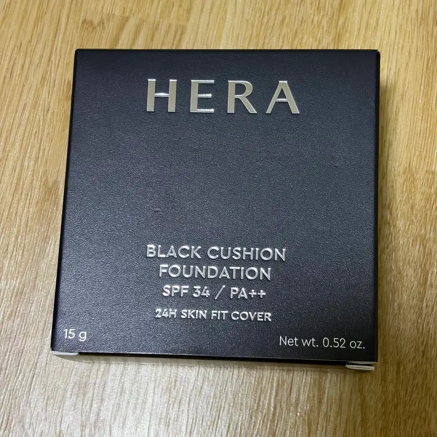 [BUNJANG] Hera Black Cushion Foundation 17N Ivory (Base) / 헤라 블랙쿠션 파운데이션 17N1 아이보리 본품