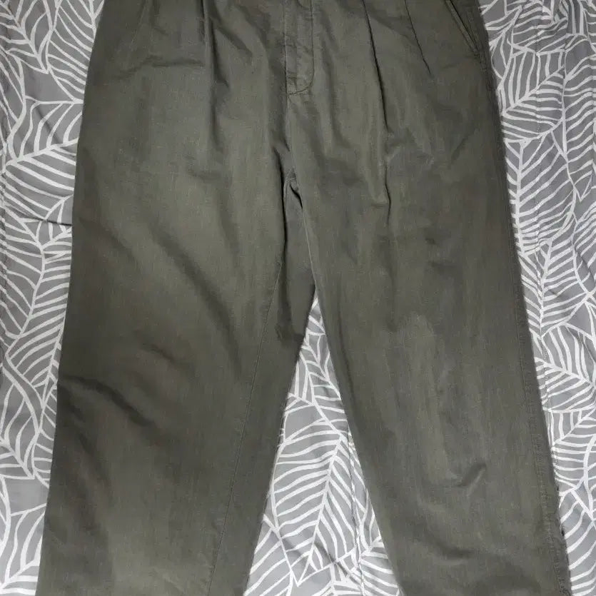 [BUNJANG] Riz&Know 302 Two Pleats Ripstop Pants / 라이즈앤빌로우 302 투플리츠 립스탑