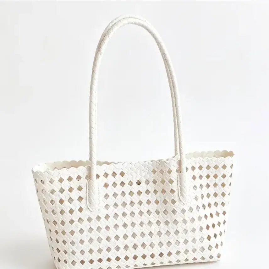 [BUNJANG] White Punching Tote Bag with Pouch / 화이트 펀칭 토트백+파우치