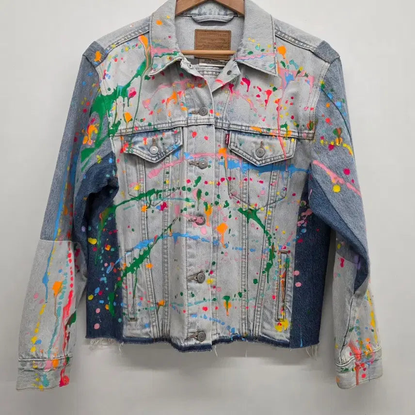 [BUNJANG] Levi's Premium Painted Custom Women's Denim Jacket Size M / 리바이스 프리미엄 페인팅 커스텀 여성 데님자켓.  싸이즈 M