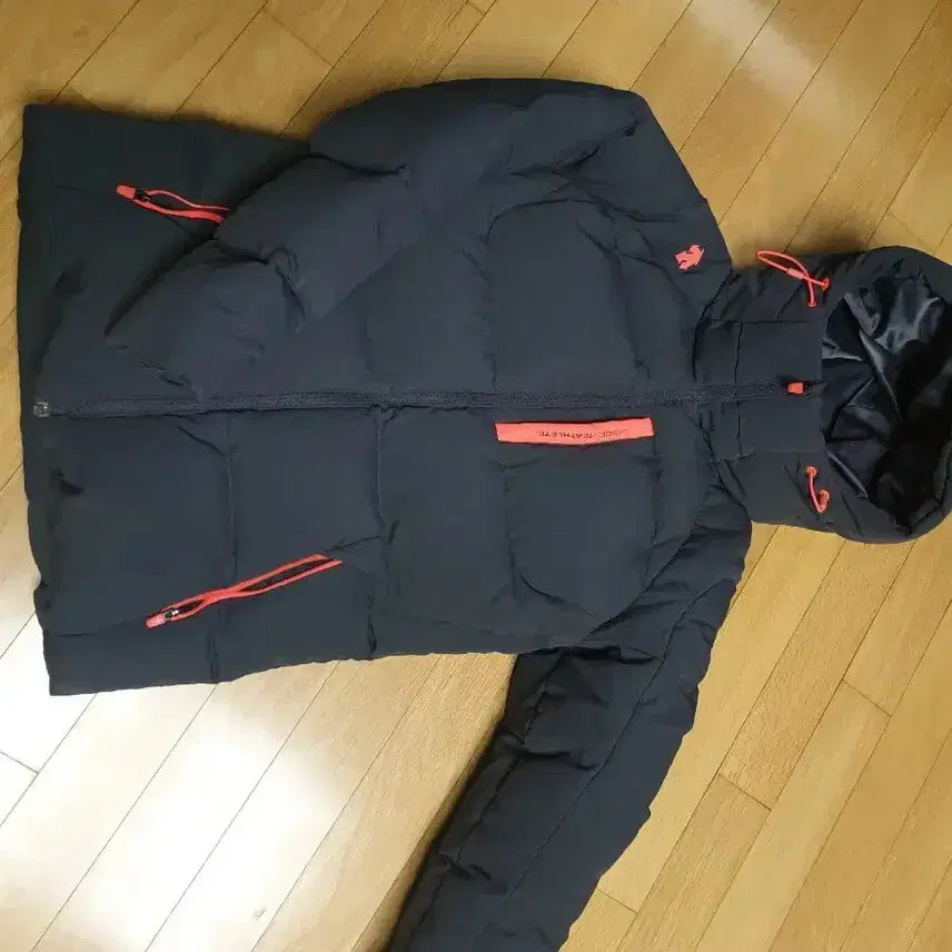 [BUNJANG] Descente Padded Jacket Size 85 (S) / 데상트 패딩 85