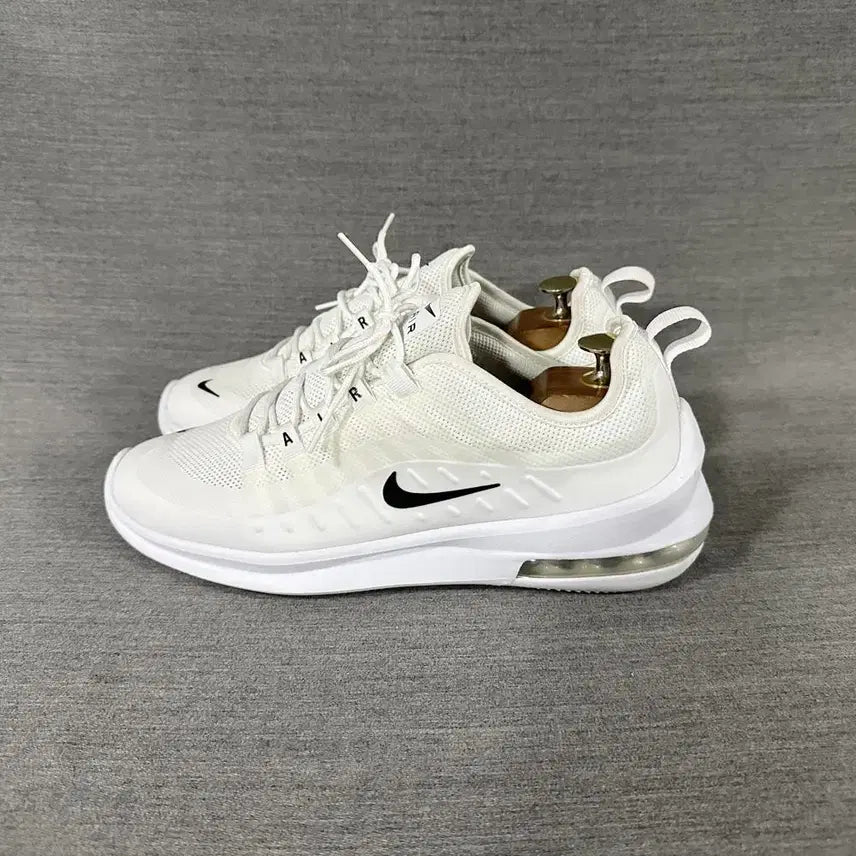 [BUNJANG] Nike Air Max Axis White/Black (275mm) / 나이키 에어맥스 엑시스 화이트블랙/남성(275mm)/s2267