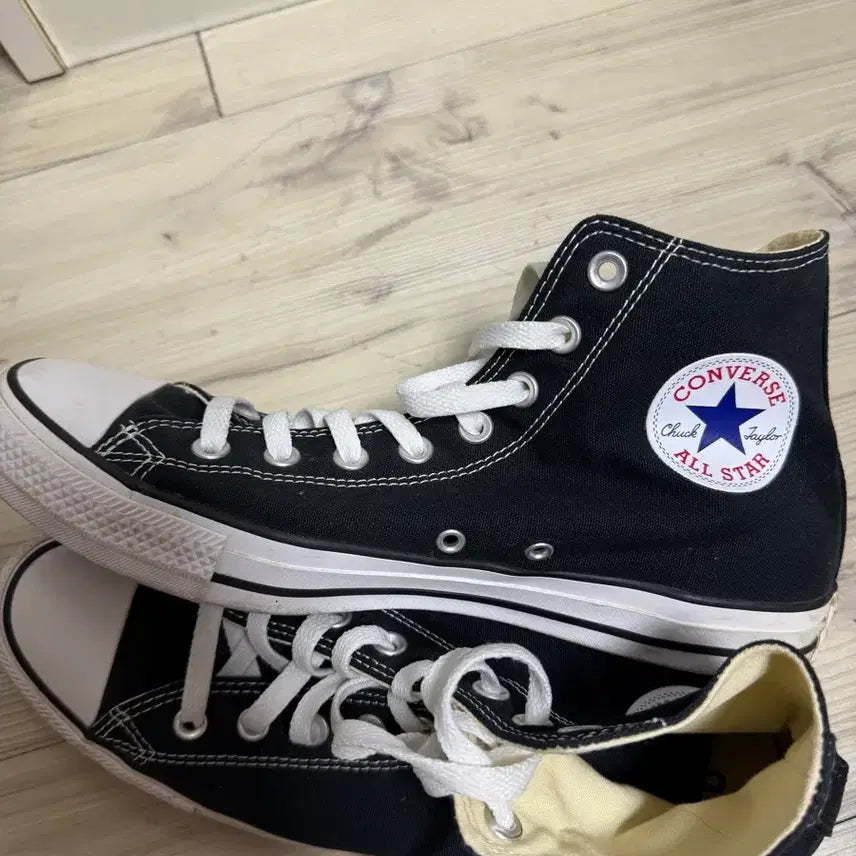 [BUNJANG] Converse Classic Black Sneakers / 컨버스 클래식 블랙