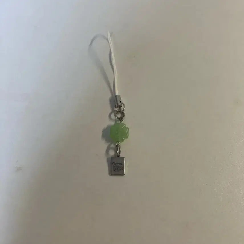 [BUNJANG] Good Luck Clover Bead Keychain / (할인중)Good Luck행운 비즈키링