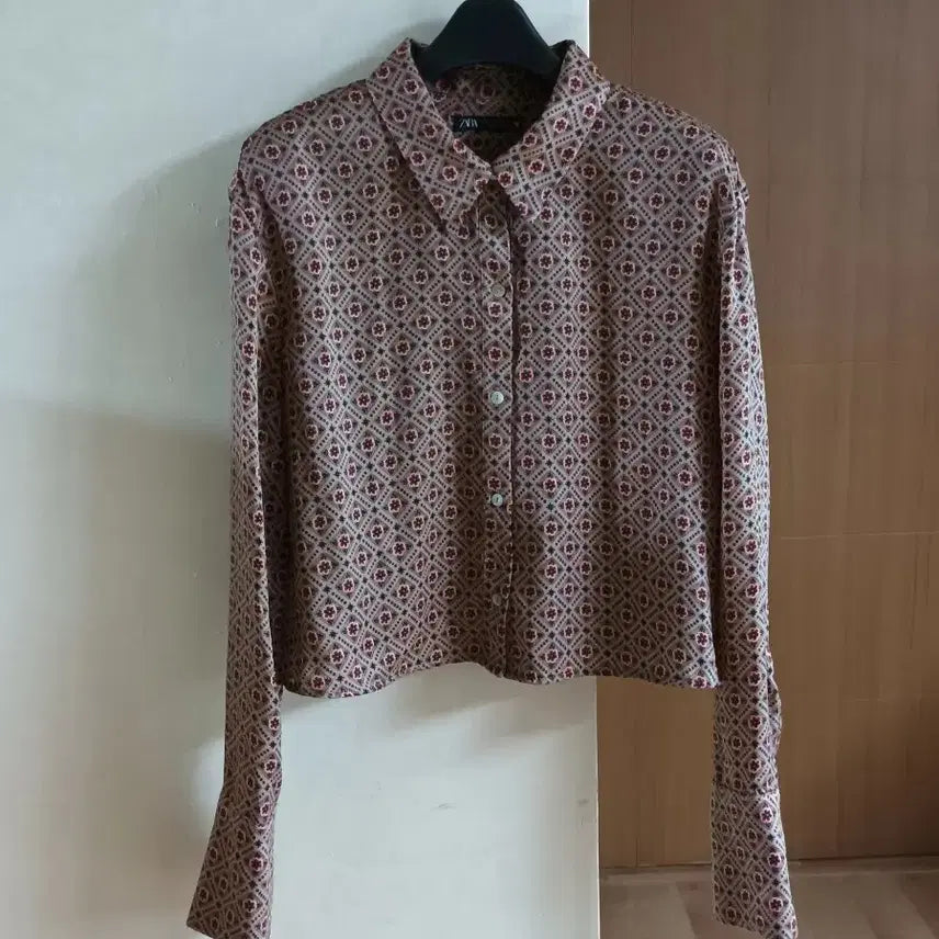 [BUNJANG] Zara Cropped Pattern Blouse Shirt / 자라 크롭 패턴 블라우스 셔츠