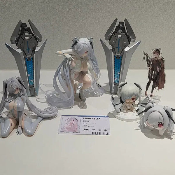[BUNJANG] Nier: Automata Cinderella Figure Merchandise Bundle Set / [급처] 니케 신데렐라 피규어 굿즈 모음 일괄판매