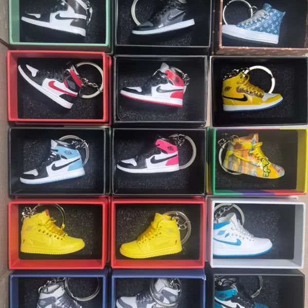 [BUNJANG] Nike Miniature Figure Keychain / 나이키 키링, 나이키 미니어처, 피규어