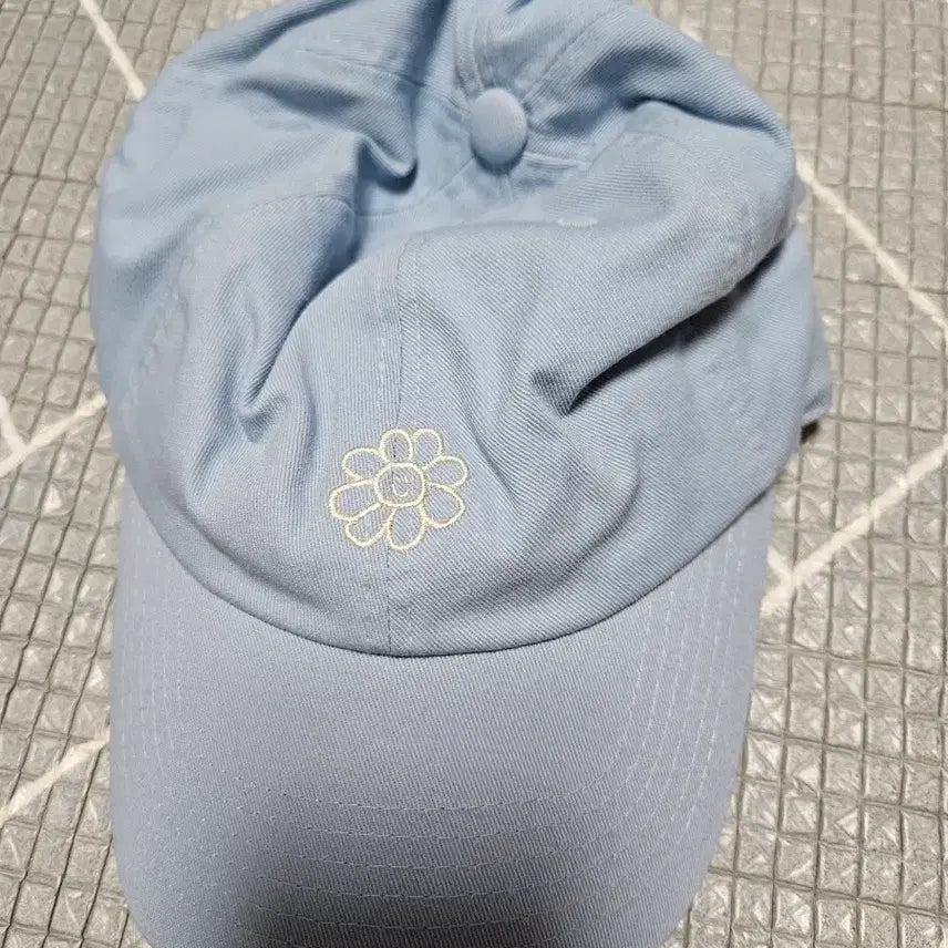 [BUNJANG] Wakily Light Blue Embroidered Flower Cap / 와키일리 여자 모자