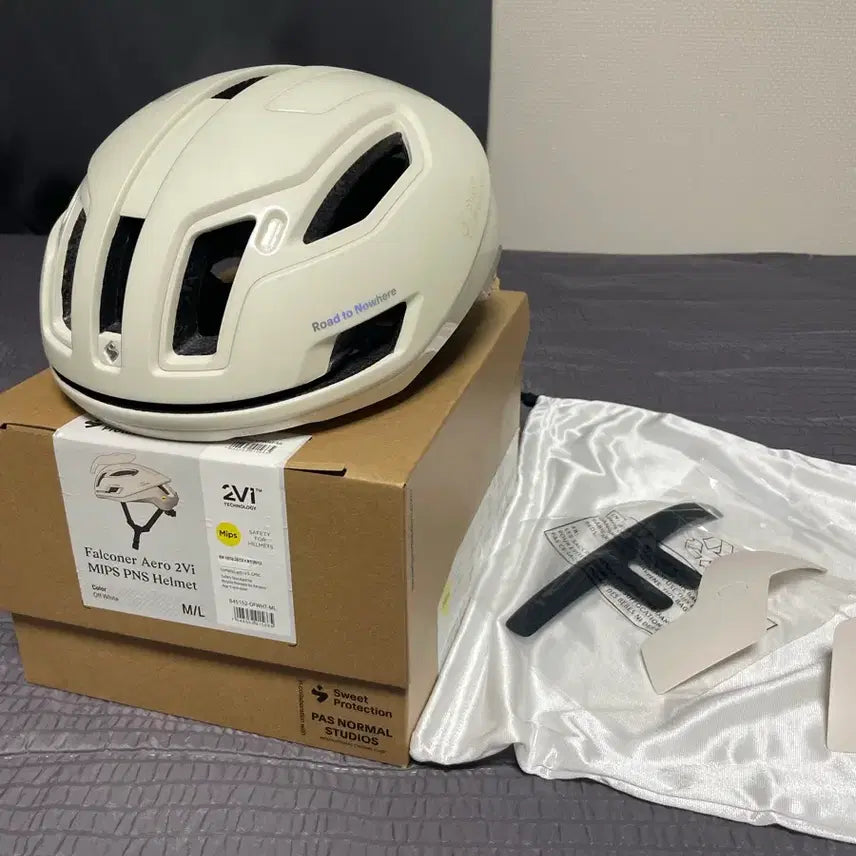 [BUNJANG] Pelcorner Panomal M/L Helmet / 펠코너 파노말 M/L