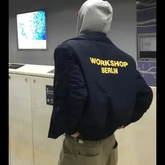 [BUNJANG] Workshop Berlin Bomber Jacket / 워크샵 베를린 봄버 자켓