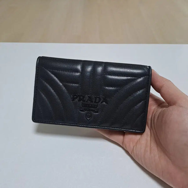 [BUNJANG] Prada Diagram Leather Wallet Black / [100%/정품] 프라다 다이어그램 레더 반지갑 블랙