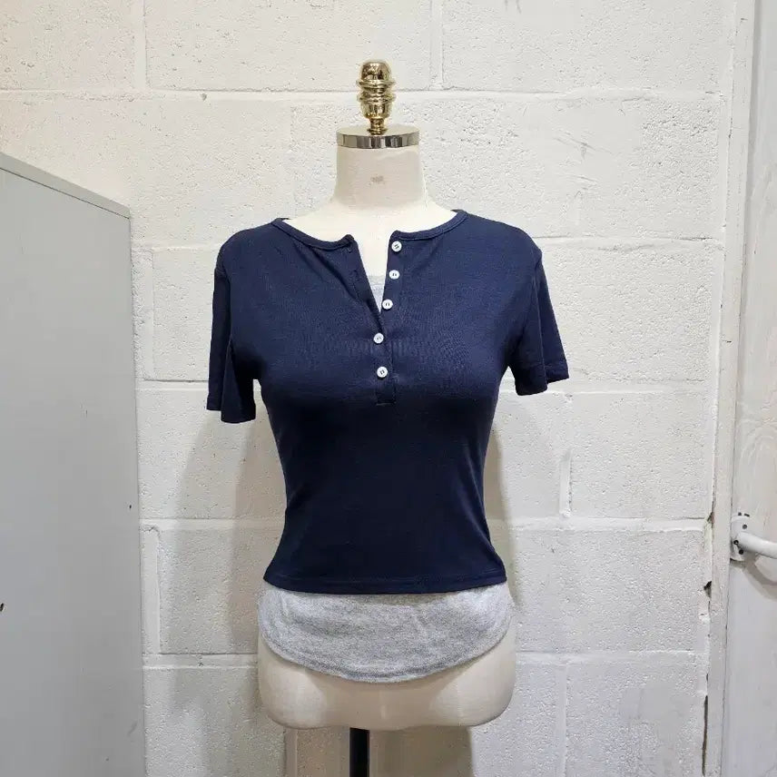 [BUNJANG] Layered Button Short Sleeve Top - Navy / 허리라인 레이어드 단추 반팔- 네이비