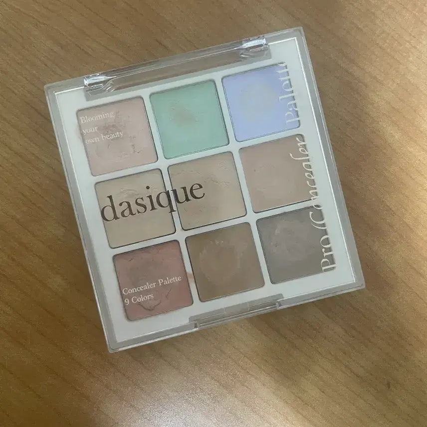 [BUNJANG] Dasique Pro Concealer Palette 01 Cover / 데이지크 프로 컨실러 팔레트 01 커버