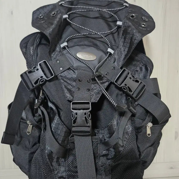 [BUNJANG] Travel Trail Backpack Black / 트래블 트레일 백팩 블랙
