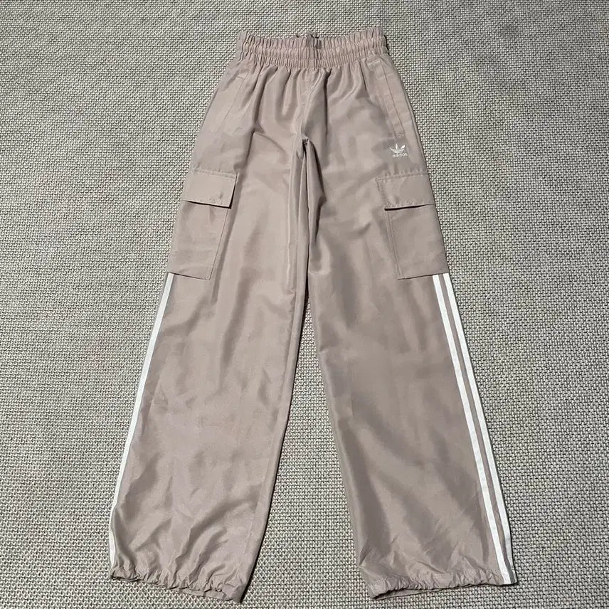 [BUNJANG] Adidas Women's Chicago Pants / XS아디다스 여성 시카고 팬츠 A0831