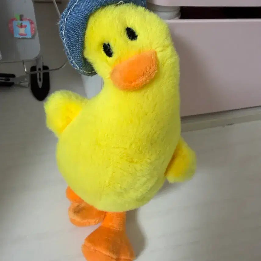 [BUNJANG] Cute Duck Plush Keychain / 귀여운 오리인형키링