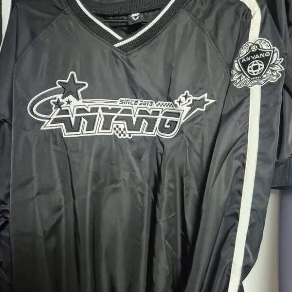 [BUNJANG] FC Anyang Nylon Warm-up Sweatshirt / FC안양 나일론 웜업 맨투맨 L, XL