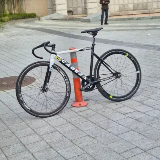 [BUNJANG] Aggro x Cabeza Mellin Single-Speed Bicycle / 어그로 x 카베자 멜린 판/대