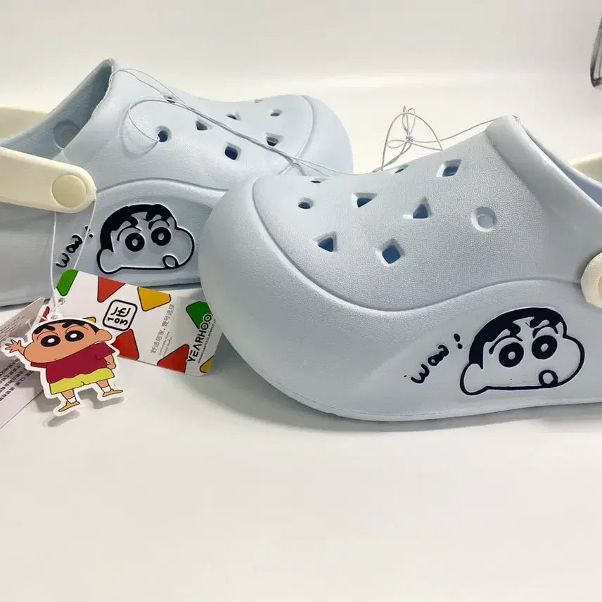 [BUNJANG] Crayon Shin-chan Blue Crocs (235mm) / 짱구 캐릭터 하늘색 크록스 235mm