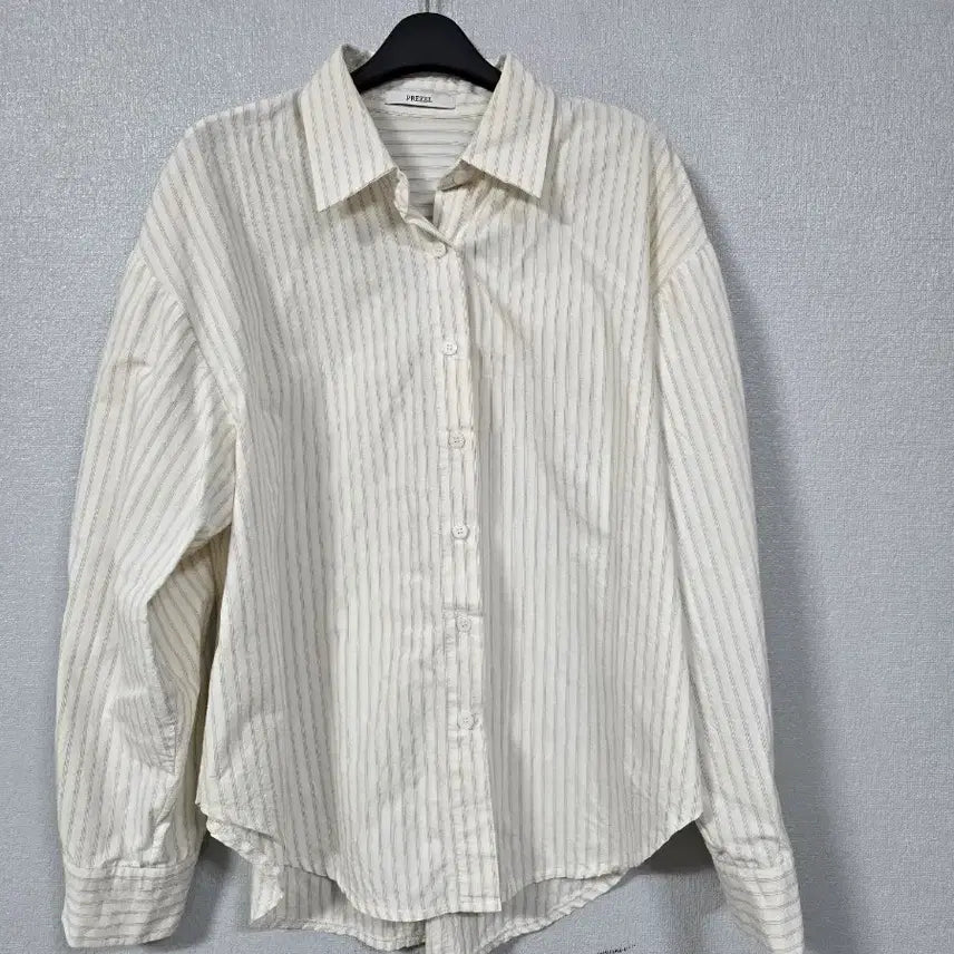 [BUNJANG] PREZEL Striped Basic Shirt / PREZEL 스트라이프 기본 셔츠 프리