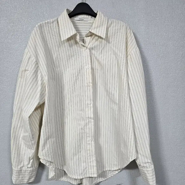 [BUNJANG] PREZEL Striped Basic Shirt / PREZEL 스트라이프 기본 셔츠 프리