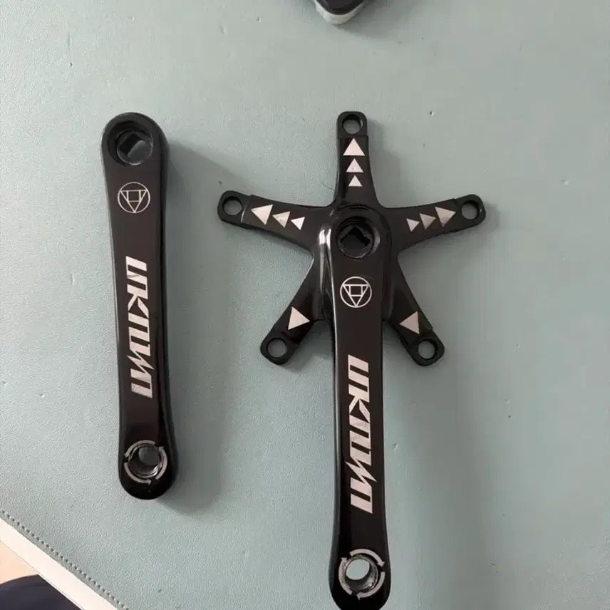 [BUNJANG] Unknown Illusion Crankset 144BCD / 언노운 일루전 크랭크