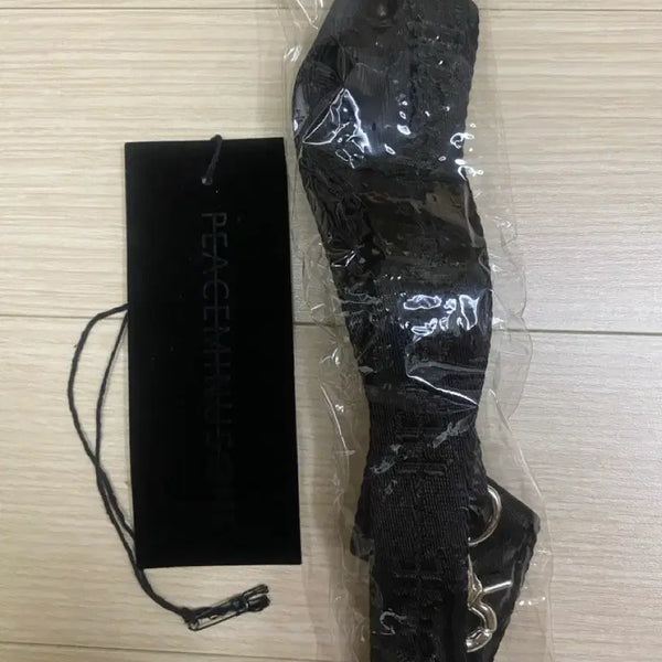 [BUNJANG] Peaceminusone Lanyard New / 피마원 랜야드 새상품