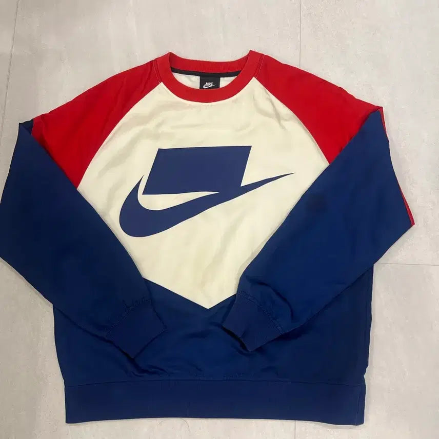 [BUNJANG] Nike Swoosh Sweatshirt / 나이키 스우시 맨투맨 NSW