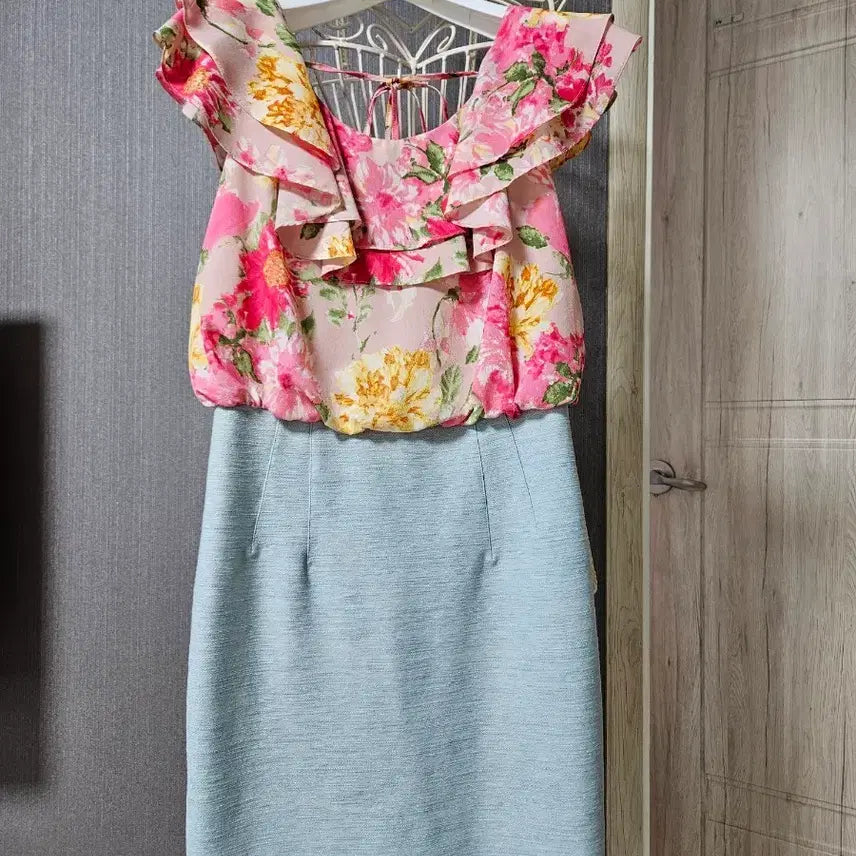 [BUNJANG] Egoist Floral Pattern Midi Dress / 에고이스트 플라워 패턴 원피스