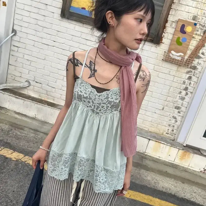 [BUNJANG] Morae House Powder Lace Sleeveless Blouse / 모래하우스 파우더 레이스 슬리브리스 나시 블라우스 에이블리