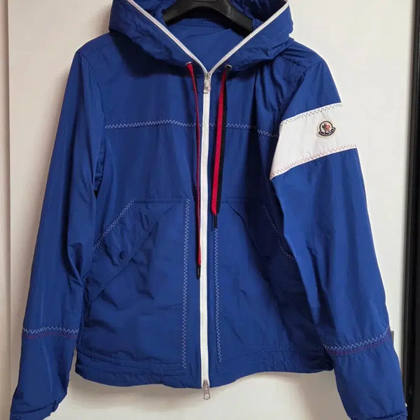 [BUNJANG] Moncler Fuzio Hooded Full Zip Windbreaker Jacket / 몽클레어 푸지오 후드 풀집업 윈드브레이커 자켓
