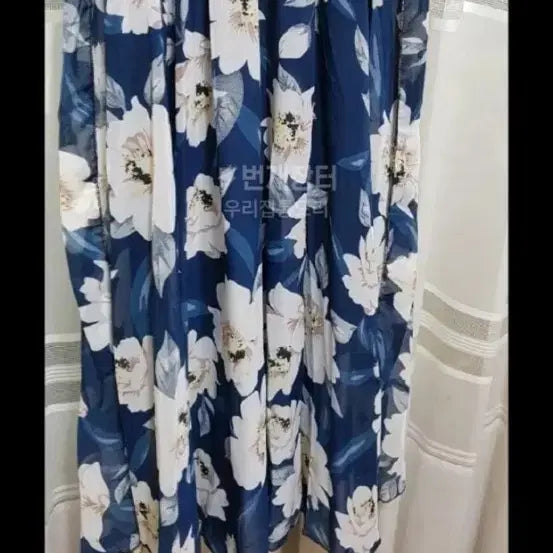 [BUNJANG] Floral Print Long Skirt / 꽃무늬 롱 스커트