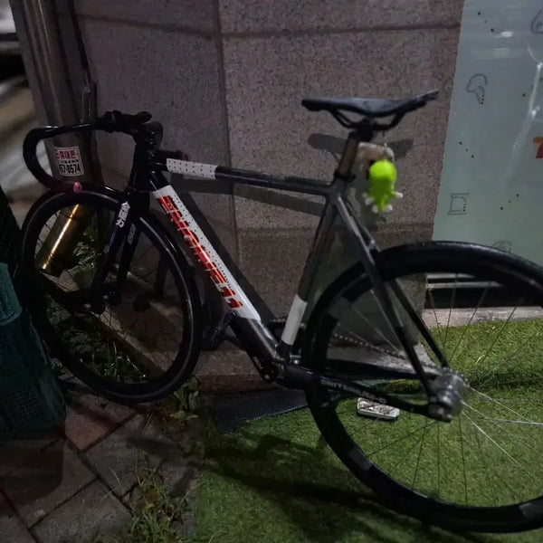 [BUNJANG] Engine11 Red Charcoal Bicycle / 엔진11 레드차콜