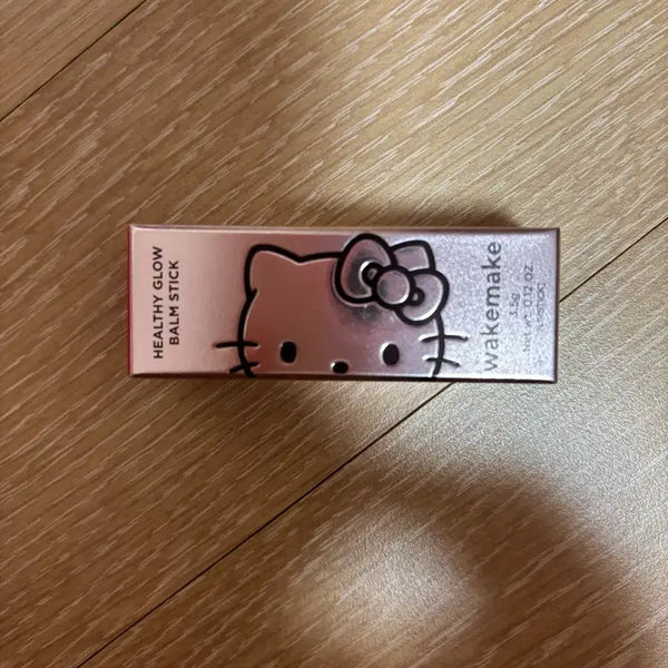 [BUNJANG] WakeMake Hello Kitty Edition Lipstick / 웨이크메이크 헬로키티 립스틱