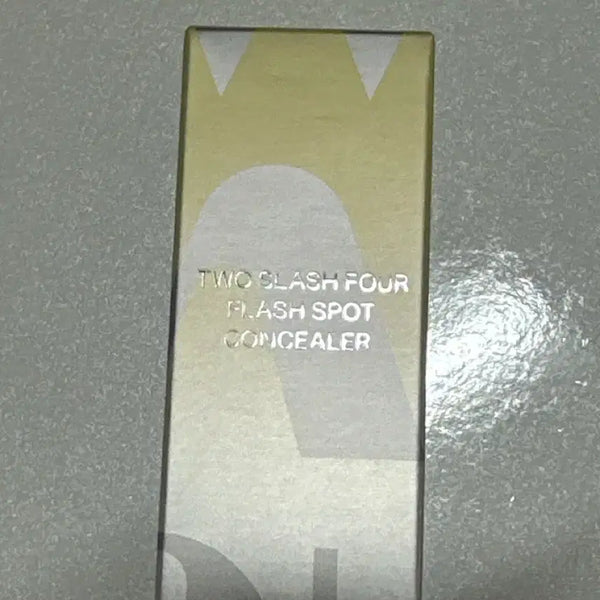 [BUNJANG] Two Slash Four Flash Spot Concealer Pale Lemon / 오늘만) 투슬래시포 플래시 스팟 컨실러 페일 레몬