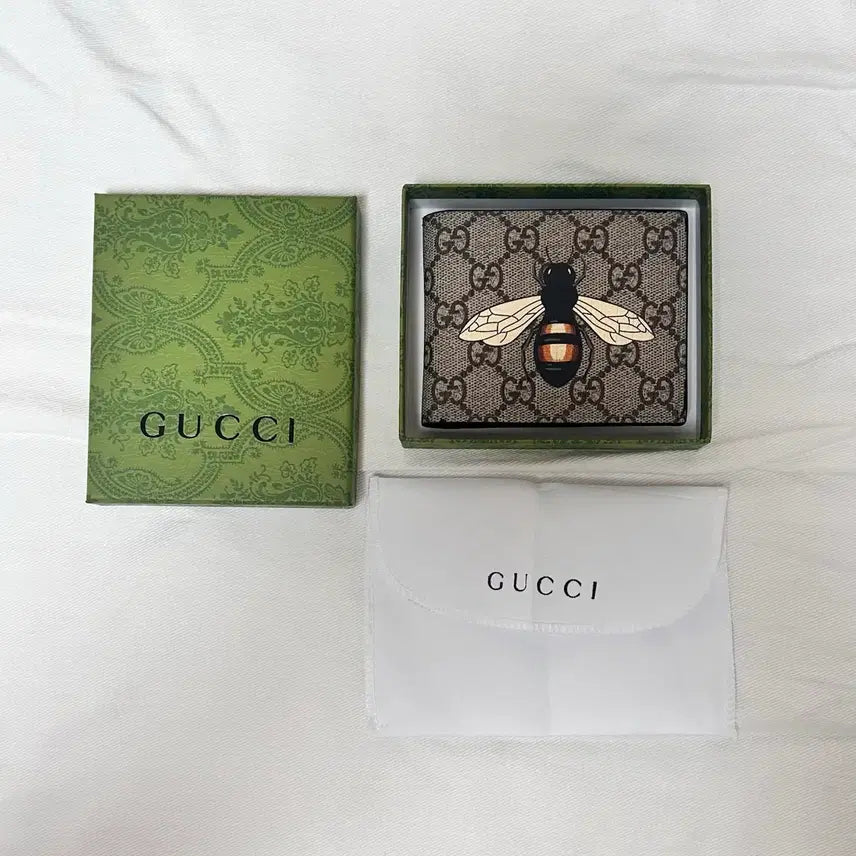 [BUNJANG] Gucci Bee Bifold Wallet / 구찌 꿀벌 반지갑 디자인상품 급처