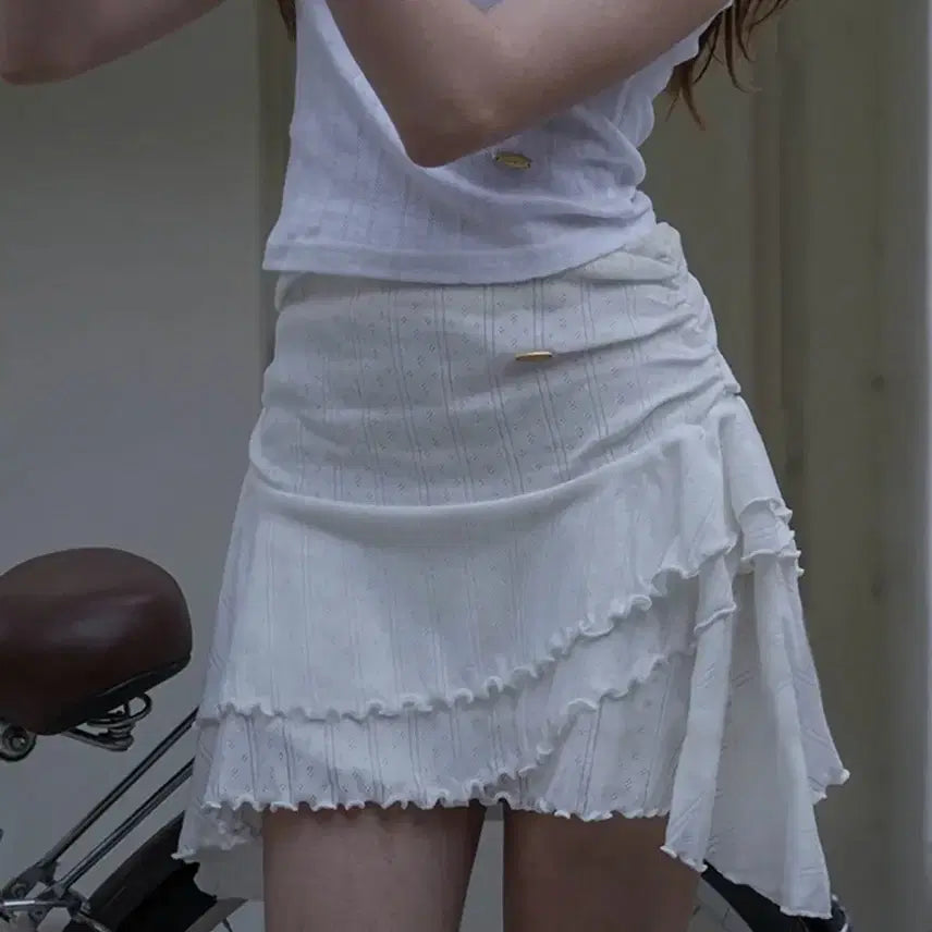 [BUNJANG] DEVE Shirring Wave Ivory Skirt / 드헤베 셔링 웨이브 아이보리 스커트 판매합니다