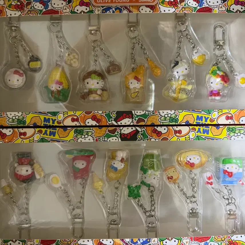 [BUNJANG] Hello Kitty Regional Limited Keychain & Snack Set / 올리브영 텐바이텐 헬로키티 지역 한정 키링 간식 식사세트