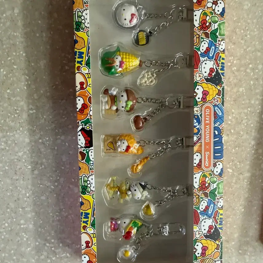 [BUNJANG] Olive Young Hello Kitty Meal Keyring Full Set (Sealed) / 미개봉 올리브영 헬로키티 식사 키링 풀세트 (세트)