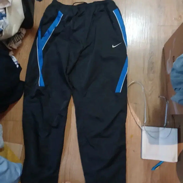 [BUNJANG] Nike Training Track Pants Black Blue / 나이키 트레이닝 고무줄바지 블랙 블루