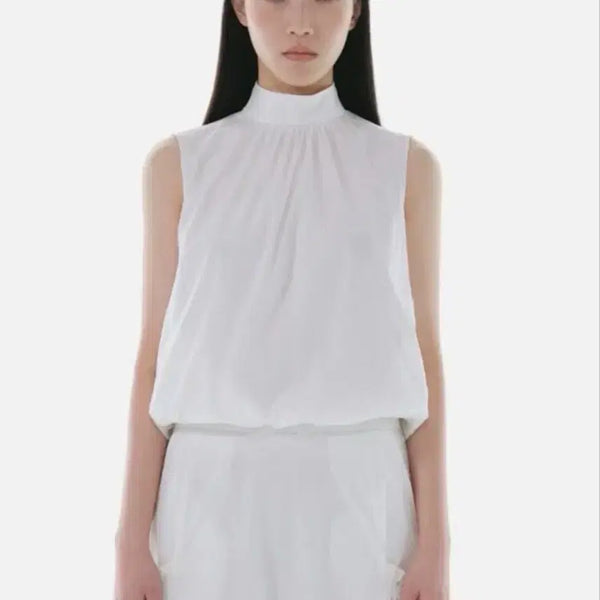 [BUNJANG] Essential By EQUL Volume Top White / 에센셜바이이큐엘 볼륨탑 화이트